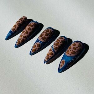 The Cheetah Girls 2: Leopard Print Press-On Nails